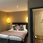Ze Hotel